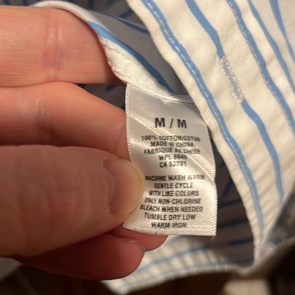 Vintage Aeropostale Shirt. Mens Size Medium. Excellent Condition. - Picture 4 of 7